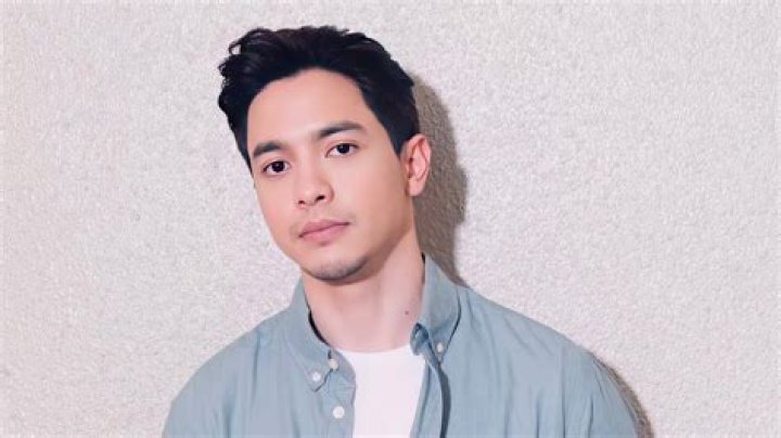 Alden Richards - Bio, Age, siblings, height, Wiki, Facts and Family