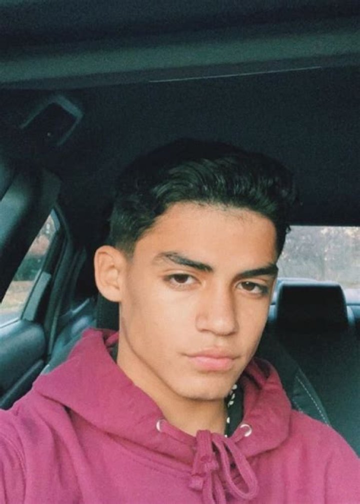 Alejandro Rosario - Bio, Age, height, weight, Wiki, Facts and Family