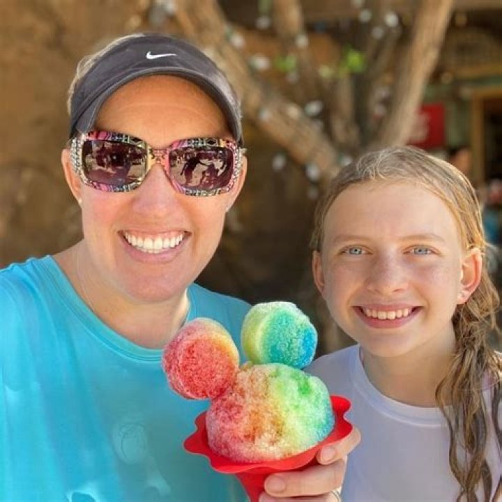 Alyssa FamilyFunPack - Bio, Age, Wiki, Facts and Family