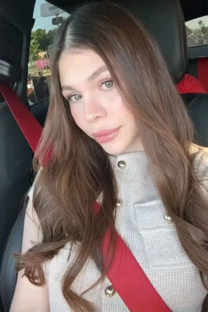 Ana Gastelum (webvideostar)-Wiki, Age, Net Worth, Biography , Spotify, TikTok, Facebook, Facts and Family