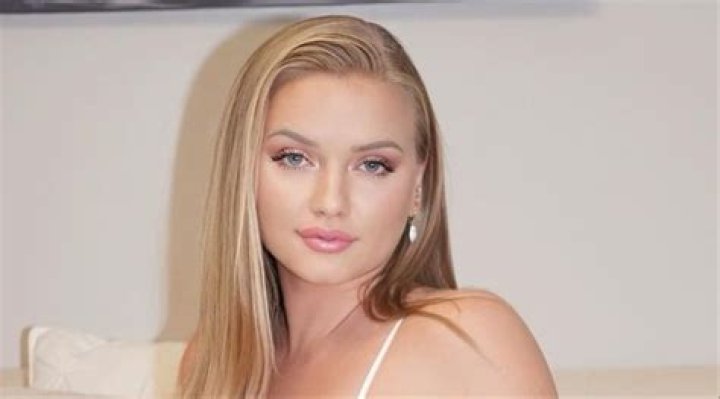 Angelica María - Bio, Age, Wiki, Facts and Family