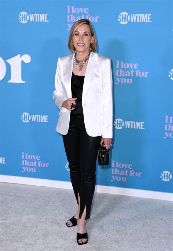 Bess Armstrong - Bio, Age, Wiki, Facts and Family