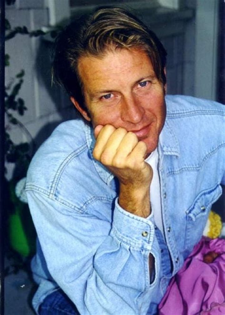 Brett Cullen - Bio, Age, height, weight, Wiki, Facts and Family