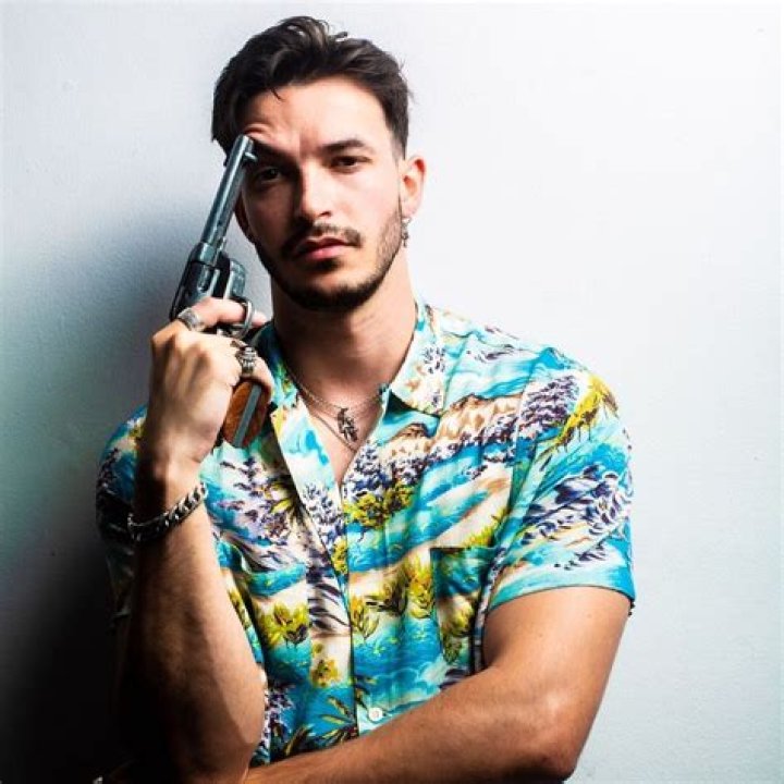 Bryan Pearn - Bio, Age, Wiki, Facts and Family