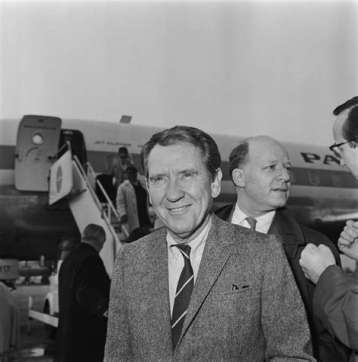 Burgess Meredith - Bio, Age, net worth, height, Wiki, Facts and Family