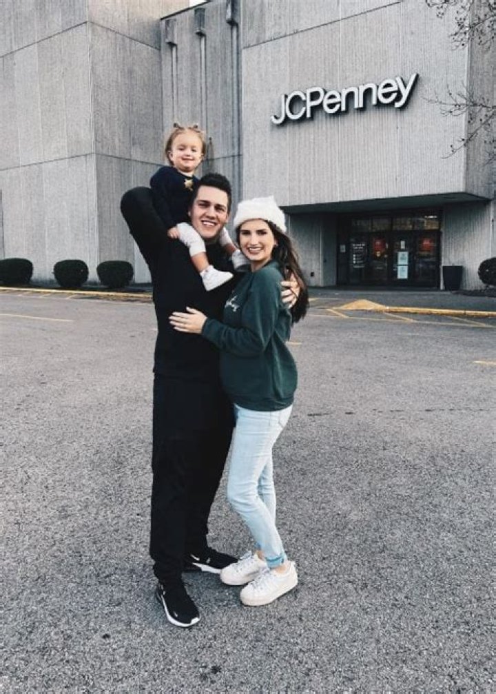 Carlin Bates - Bio, Age, Wiki, Facts and Family