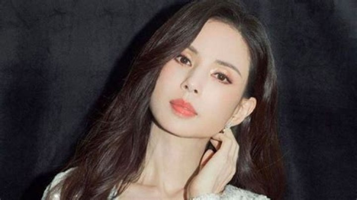 Carman Lee (actress) - Wikipedia, Age, Net Worth, Biography , Spotify, TikTok, Facebook, Facts and Family
