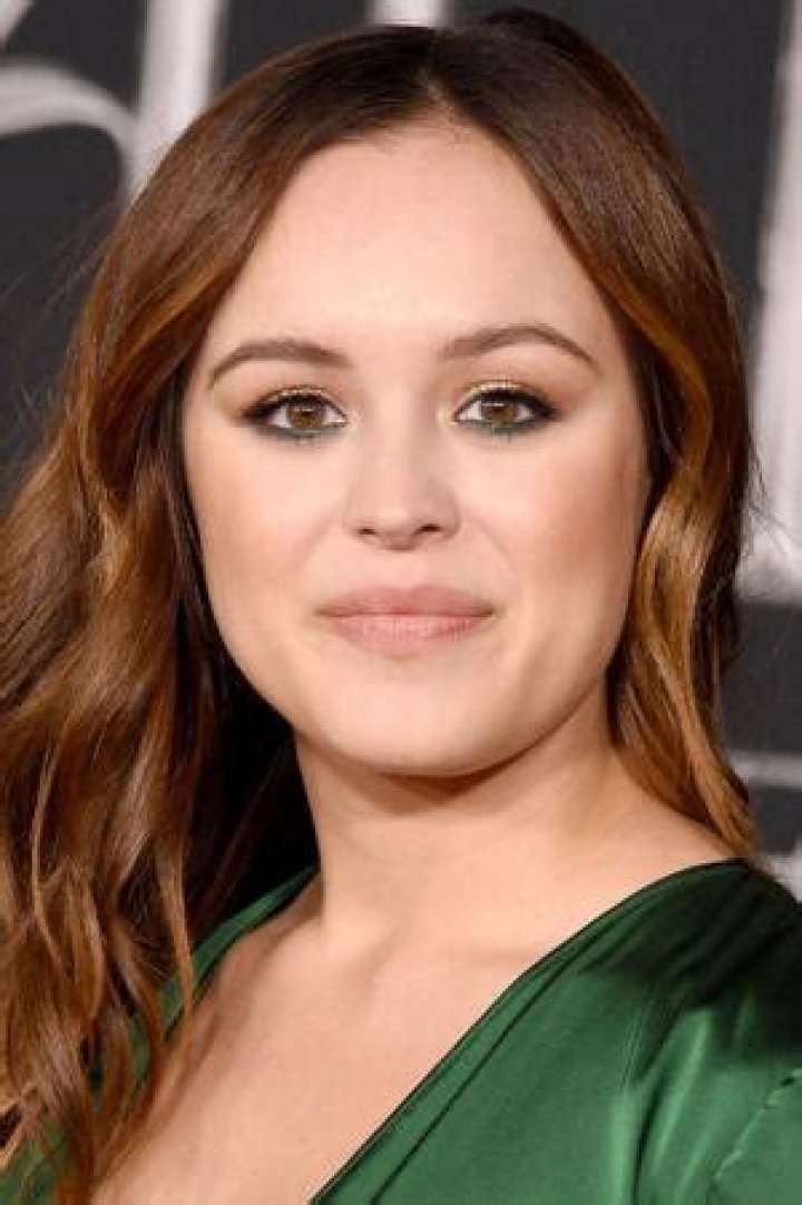 Hayley Orrantia - Bio, Age, Wiki, Facts and Family