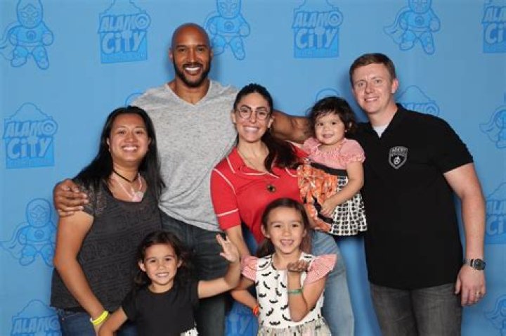 Henry Simmons - Bio, Age, net worth, siblings, height, Wiki, Facts and Family