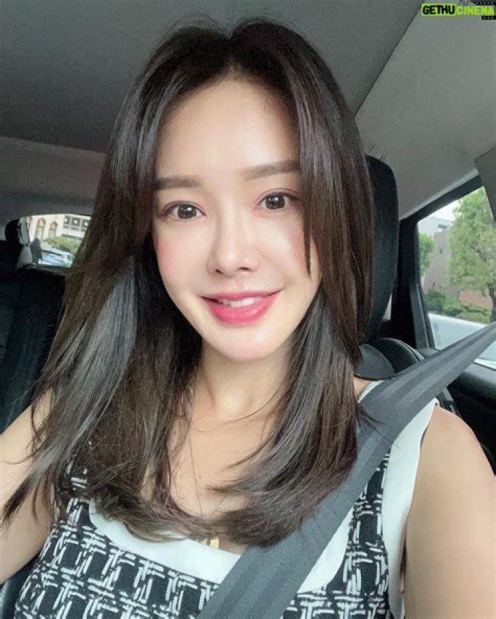 Kim Sun-young (actress)-Wiki, Age, Net Worth, Biography , Spotify, TikTok, Facebook, Facts and Family