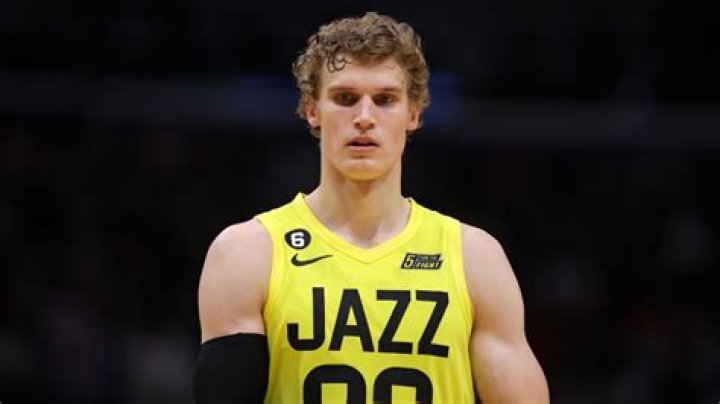 Lauri Markkanen - Bio, Age, height, Wiki, Facts and Family
