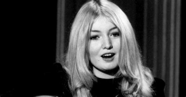 Mary Hopkin - Bio, Age, Wiki, Facts and Family