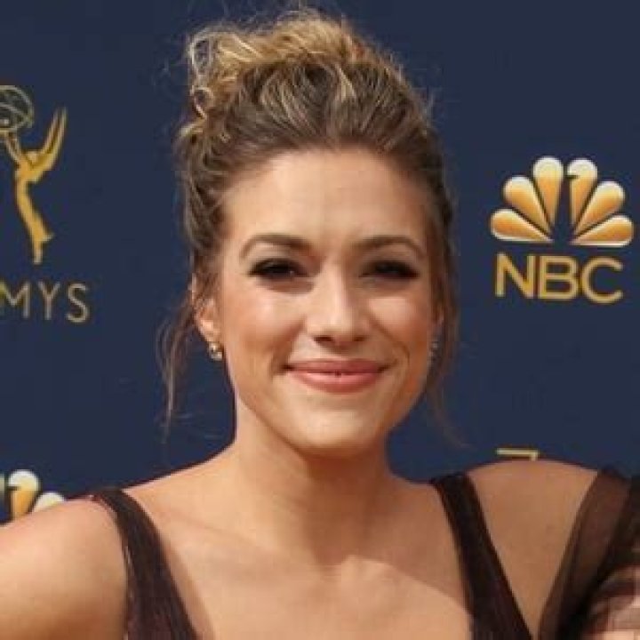 Mia Swier - Bio, Age, Wiki, Facts and Family