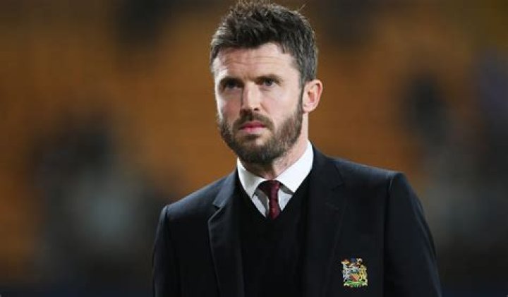 Michael Carrick - Bio, Age, net worth, height, Wiki, Facts and Family