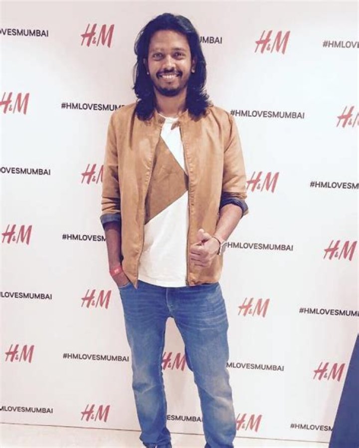 Nakash Aziz - Bio, Age, Wiki, Facts and Family