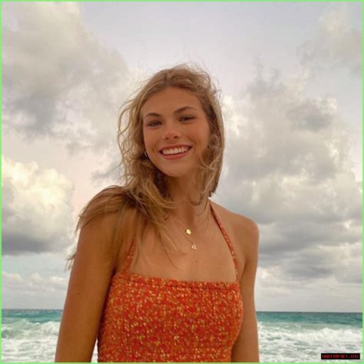 Nicole Minetti - Bio, Age, Wiki, Facts and Family