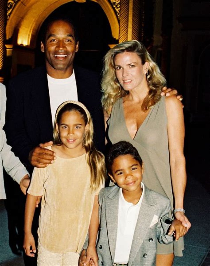 Ronald Goldman - Bio, Age, siblings, height, Wiki, Facts and Family