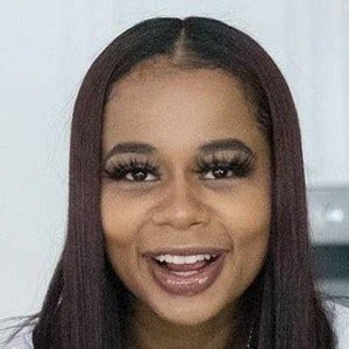 S3nsi Molly - Bio, Age, Wiki, Facts and Family