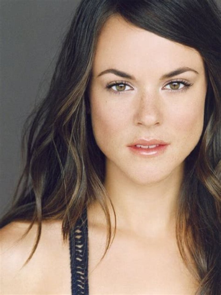 Sarah Butler - Bio, Age, Wiki, Facts and Family