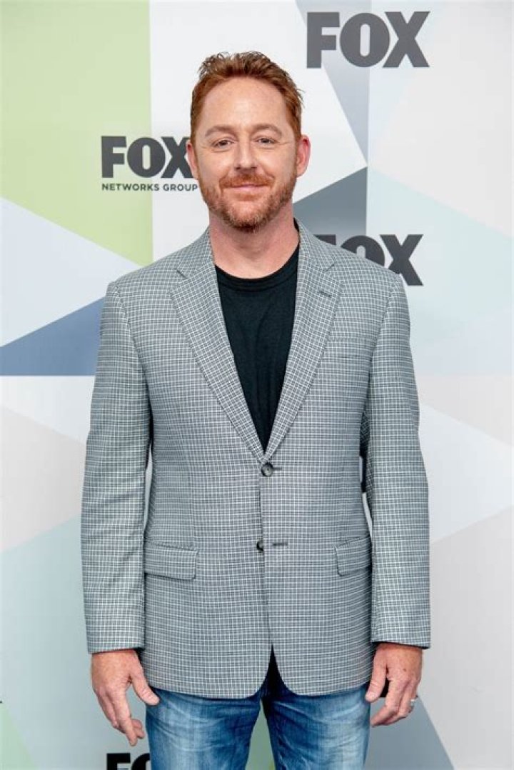 Scott Grimes - Bio, Age, net worth, height, Wiki, Facts and Family