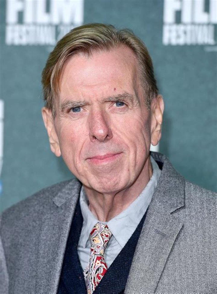 Timothy Spall - Bio, Age, net worth, height, Wiki, Facts and Family