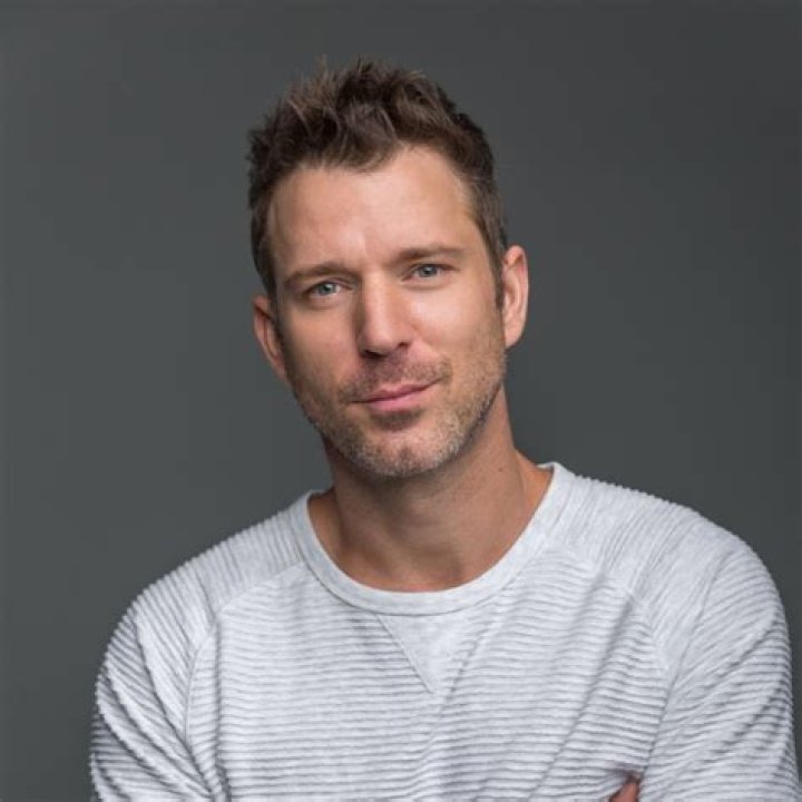Wil Traval - Bio, Age, weight, height, Wiki, Facts and Family